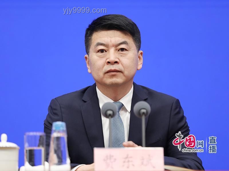 国家铁路局局长费东斌被查：权力与责任的反思之旅